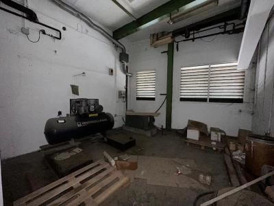 Imagen 9 de Nave industrial con cámaras de congelación en Arrigorriaga